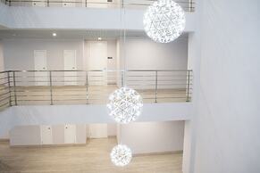 20 South Kingston Luxury Apartment