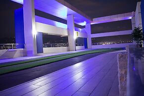 20 South Kingston Luxury Apartment