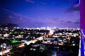 20 South Kingston Luxury Apartment