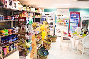 20 South Kingston Luxury Apartment