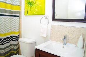 Centrally located Oakland Guest Apartment II