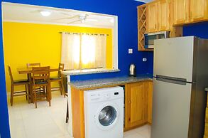 Centrally located Oakland Guest Apartment II