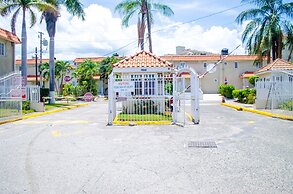 Centrally located Oakland Guest Apartment II