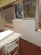 Luminoso Dos Ambientes En Recoleta