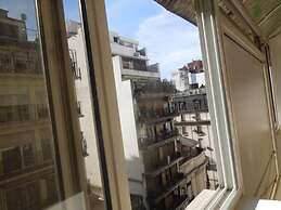 Luminoso Dos Ambientes En Recoleta