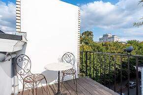 Europea Newton Boutique Hotel Residences