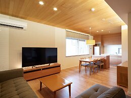 Aqua Palace Chatan by Coldio Premium