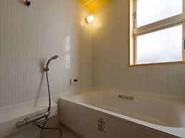 Aqua Palace Chatan by Coldio Premium