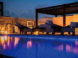 Aqua Palace Chatan by Coldio Premium