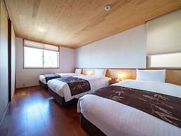 Aqua Palace Chatan by Coldio Premium