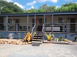 Silver Wattle Caravan Park