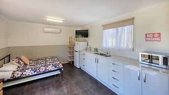 Silver Wattle Caravan Park
