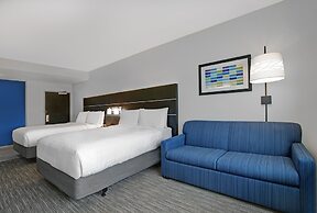 Holiday Inn Express & Suites Milwaukee - Brookfield by IHG