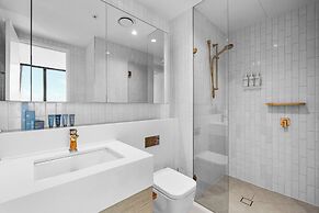 Collins House Apartments by CLLIX