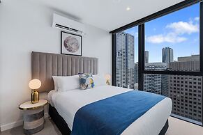 Collins House Apartments by CLLIX