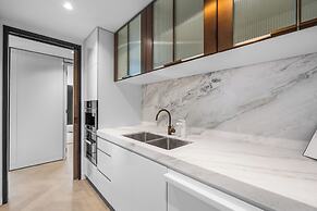 Collins House Apartments by CLLIX