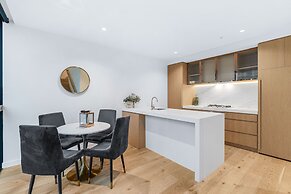 Collins House Apartments by CLLIX