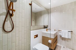 Collins House Apartments by CLLIX