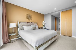 Collins House Apartments by CLLIX