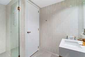 Collins House Apartments by CLLIX