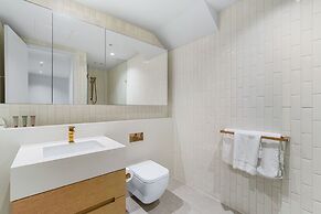 Collins House Apartments by CLLIX