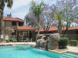 Totally Renovated : 2bed/2bath:gated Complex In N. Phoenix 2 Bedroom C