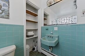 Beach Front On The Bay In Our Rustic Beach 4 Bedroom Cottage by RedAwn