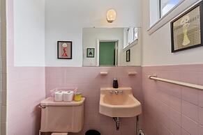 Beach Front On The Bay In Our Rustic Beach 4 Bedroom Cottage by RedAwn