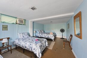 Beach Front On The Bay In Our Rustic Beach 4 Bedroom Cottage by RedAwn