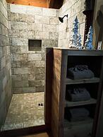 Blessed Nest 1 Bedroom Cabin by RedAwning