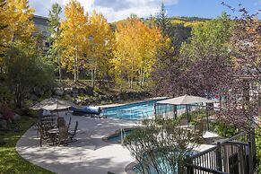 Highlands Lodge 107 - Best Location For Ski School 3 Bedroom Condo by 