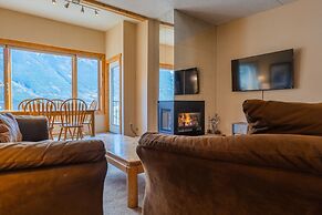 Ski Condo With Short Walk to Lifts - SH501 by Redawning