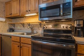 Ski Condo With Short Walk to Lifts - SH501 by Redawning