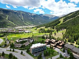 Ski Condo With Short Walk to Lifts - SH501 by Redawning