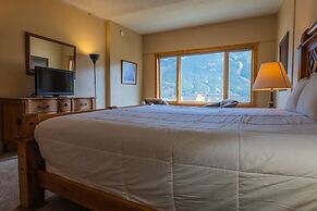 Ski Condo With Short Walk to Lifts - SH501 by Redawning