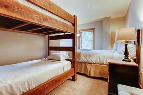 Premier Red Hawk Lodge 2 Br~walk To Slopes~kids Ski Free 2 Bedroom Con