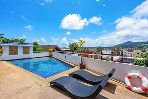 Kata Hill Sea View Hotel