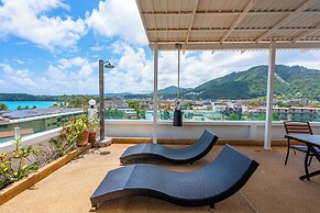 Kata Hill Sea View Hotel