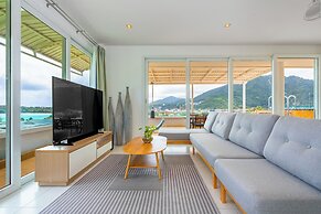 Kata Hill Sea View Hotel