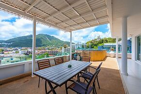 Kata Hill Sea View Hotel