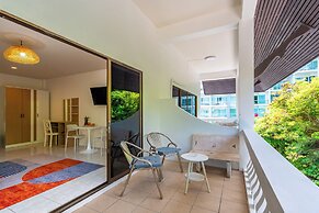 Kata Hill Sea View Hotel