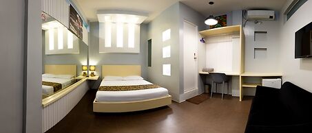Hotel Monde