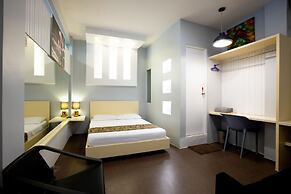 Hotel Monde