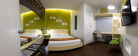 Hotel Monde