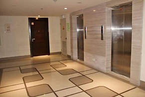 Favila Condotel Units 150 Newport Blvrd