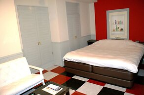 Hotel Sting - Adults Only