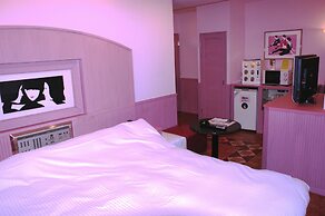 Hotel Sting - Adults Only