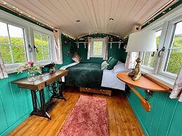 Kits Coty Glamping