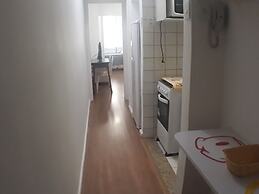 Gohouse - Ferreira 402