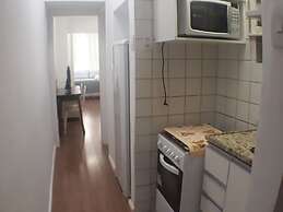 Gohouse - Ferreira 402